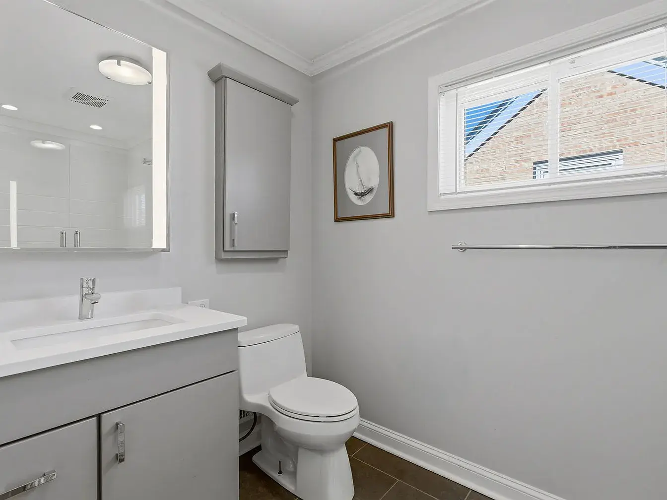 5901 N Newark Ave,   Chicago, IL 60631