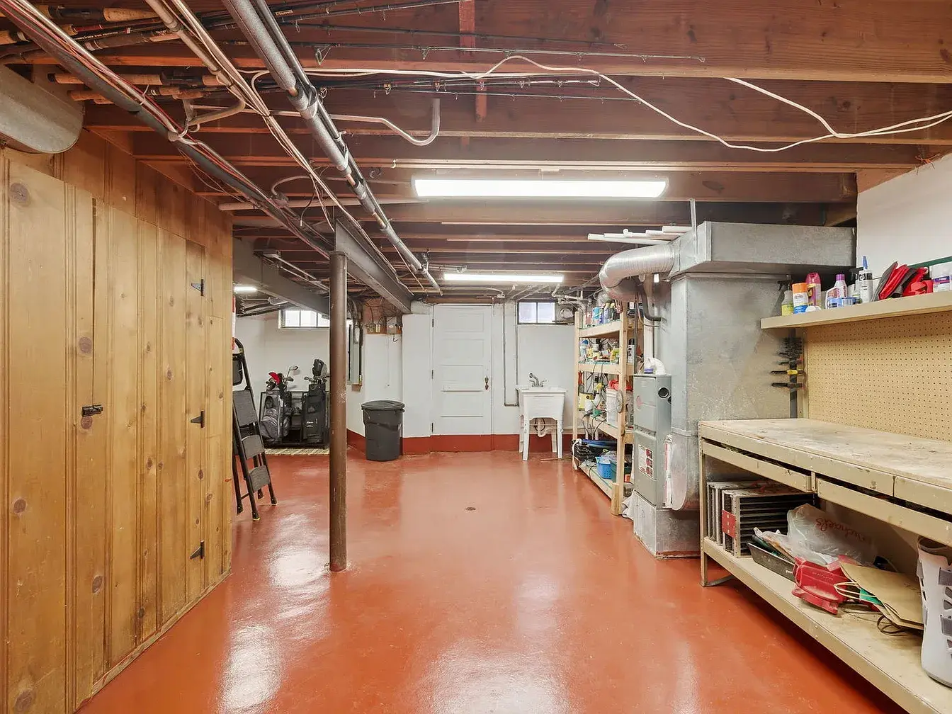 5901 N Newark Ave,   Chicago, IL 60631
